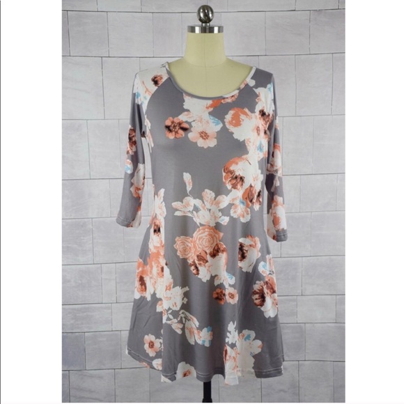 🔻🔻FINAL PRICE🔻🔻3/4 sleeve floral dress - Picture 2 of 2
